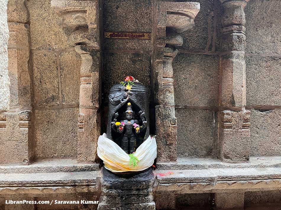 Sri Rajendra Chozheeswarar Temple Periyakulam